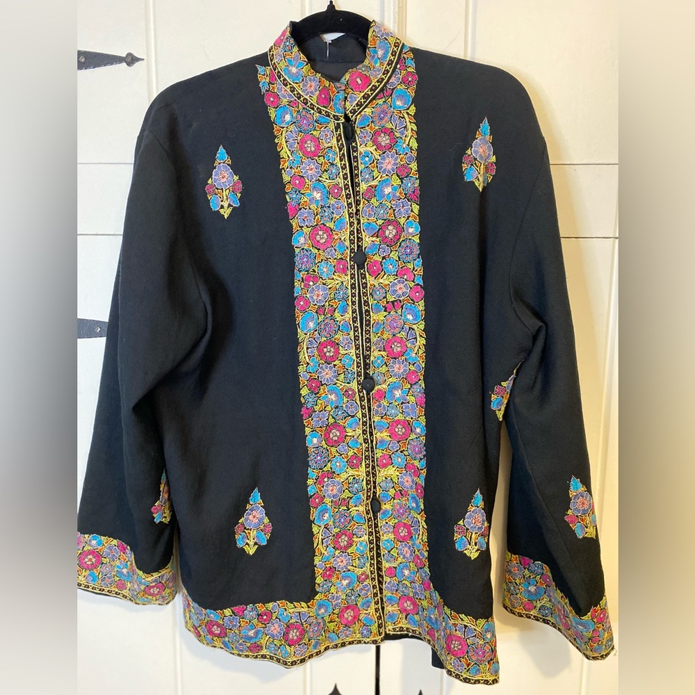 Kashmiri Hand Embroidered and Lined
Wool Jacket. Black with Multicolor Florals.